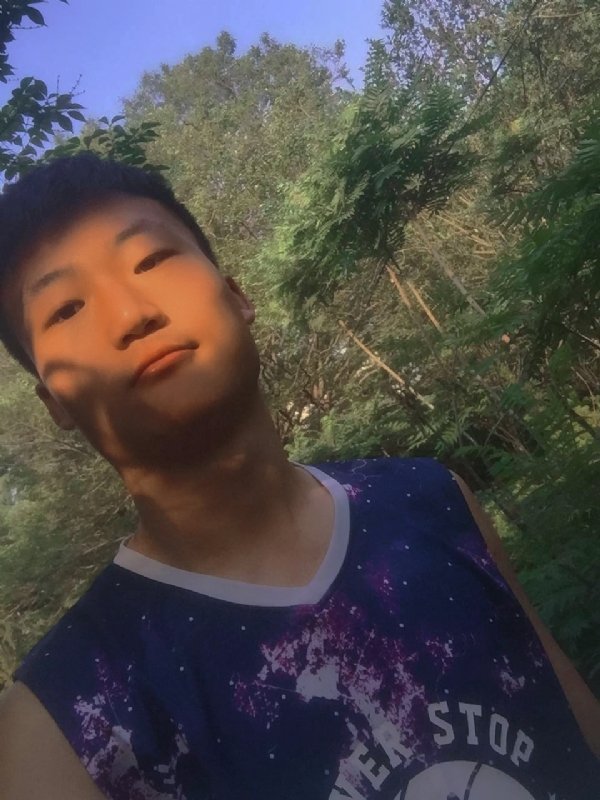夏日的第一张照片--荆州相亲服务中心