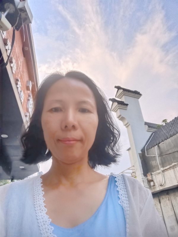 吴敌的第一张照片--荆州相亲服务中心