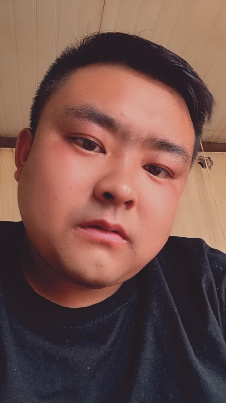 爱我所爱的第一张照片--荆州相亲服务中心