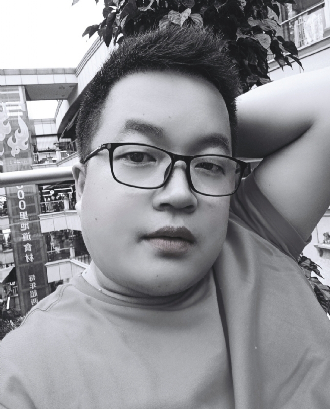 2公子的第三张照片--荆州相亲服务中心