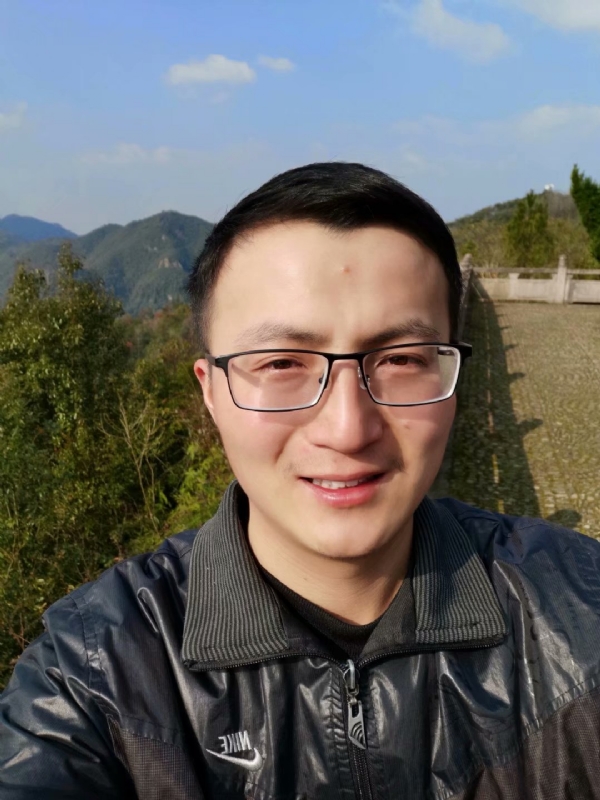 杨先生的第一张照片--荆州相亲服务中心