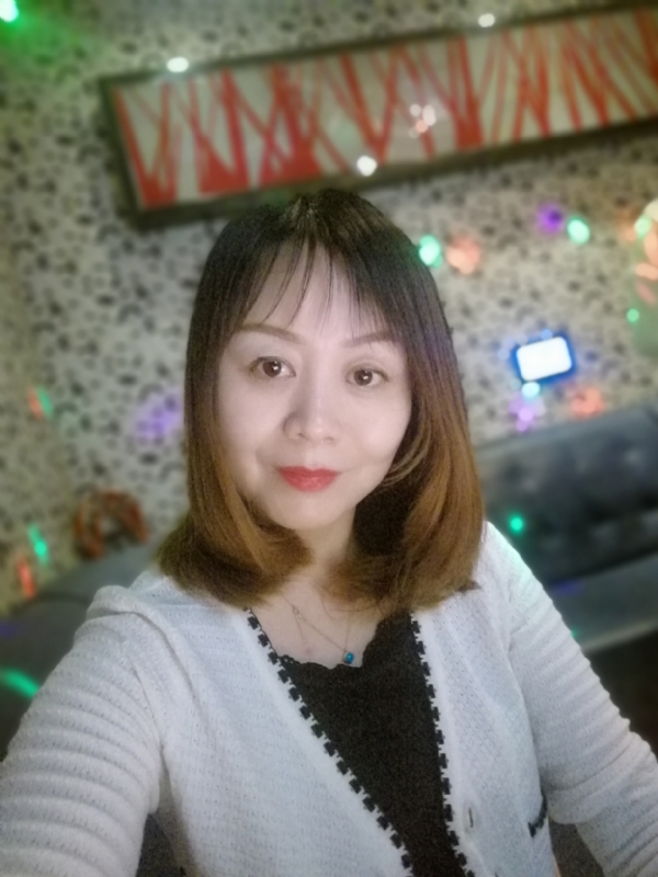 心如止水的第一张照片--荆州相亲服务中心