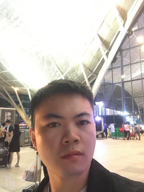 骑马的快乐的第一张照片--荆州相亲服务中心