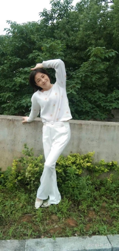 九妹的第四张照片--荆州相亲服务中心