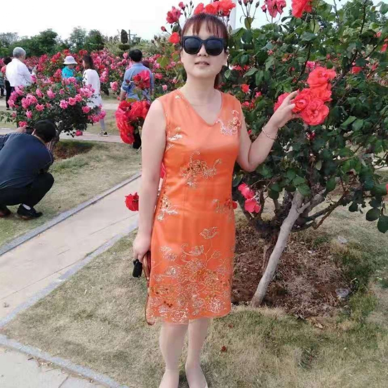 yunerfei的第一张照片--荆州相亲服务中心