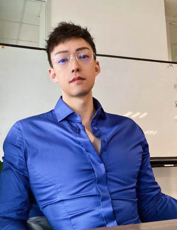 黎明的梦的第一张照片--荆州相亲服务中心