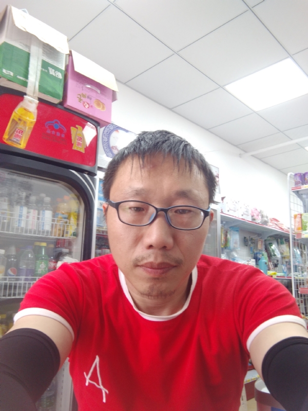 众里寻你的第一张照片--荆州相亲服务中心