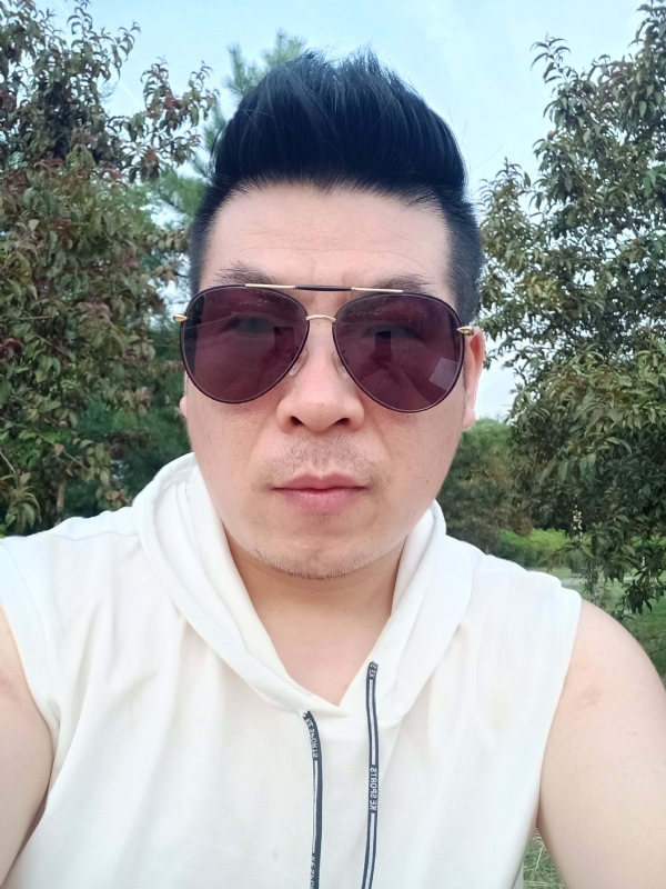 等风来的第二张照片--荆州相亲服务中心