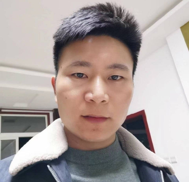 延峰的第一张照片--荆州相亲服务中心