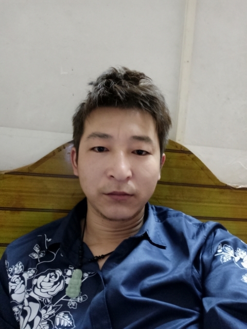 时光的第一张照片--荆州相亲服务中心
