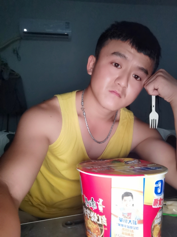 飞飞的第一张照片--荆州相亲服务中心