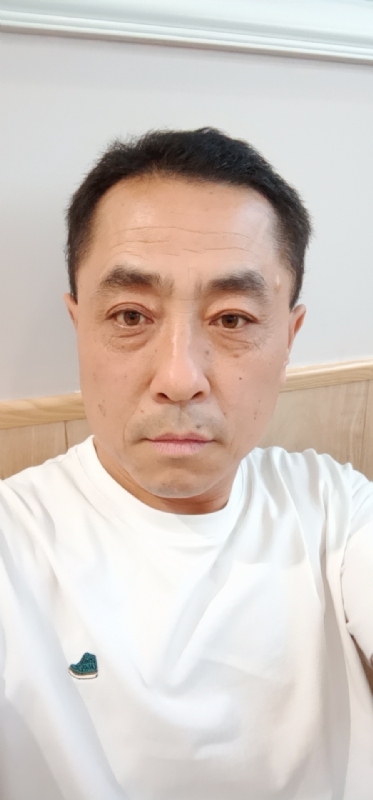 大漠孤烟的第一张照片--荆州相亲服务中心