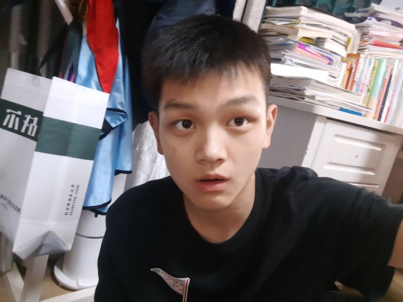 找人月的第一张照片--荆州相亲服务中心