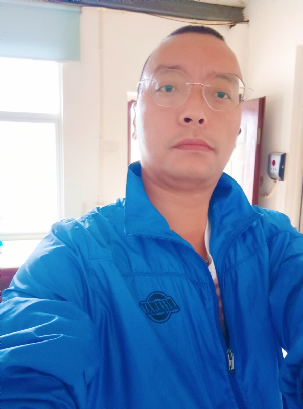 通海混混的第一张照片--荆州相亲服务中心