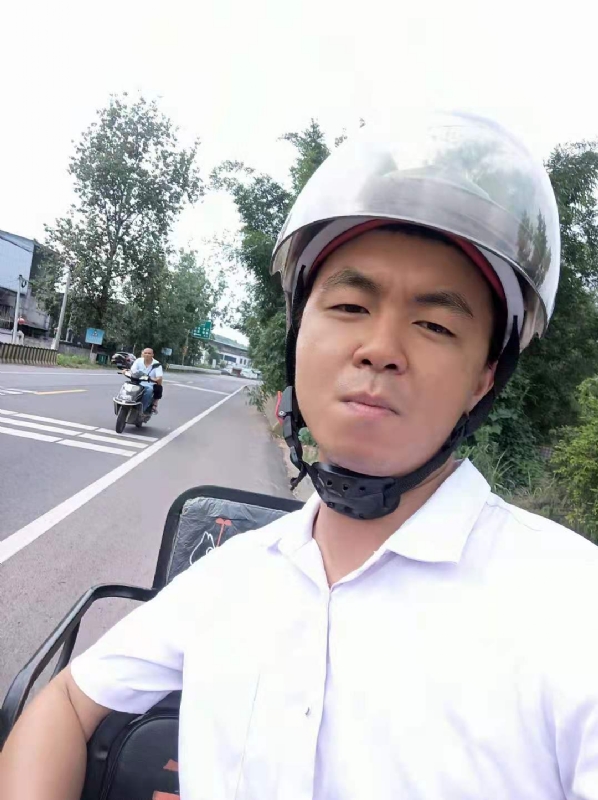 紧张死了的第一张照片--荆州相亲服务中心