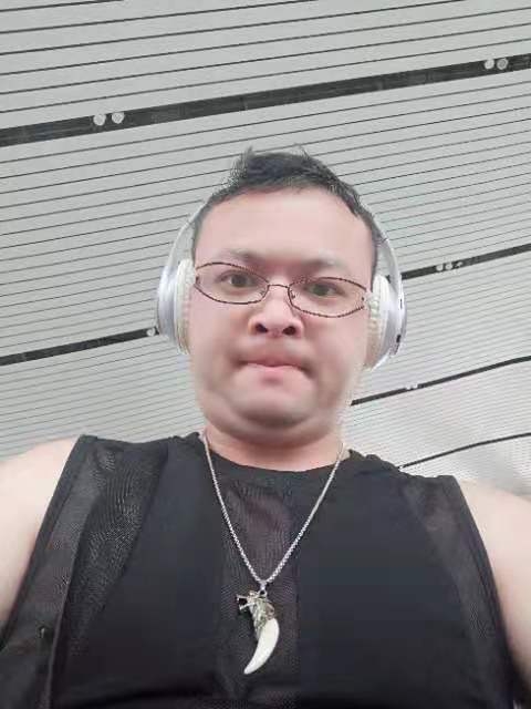 醉叶孤城的第一张照片--荆州相亲服务中心