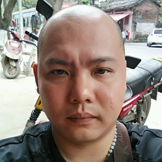 开心就好的第一张照片--荆州相亲服务中心