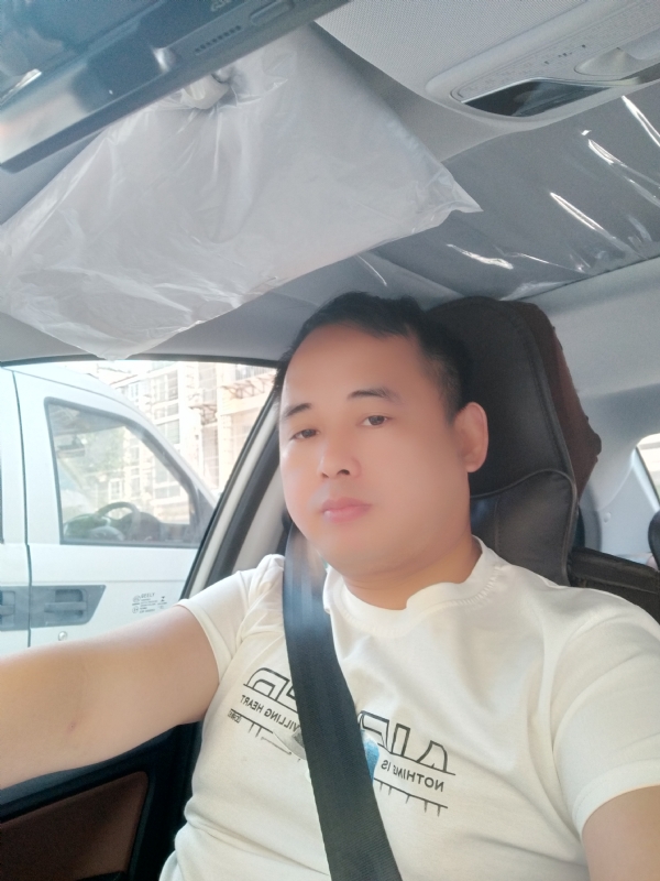 有你就好的第三张照片--荆州相亲服务中心