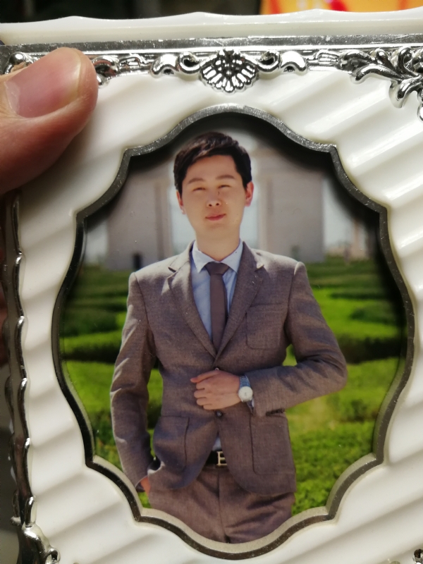 蓝色经典的第一张照片--荆州相亲服务中心