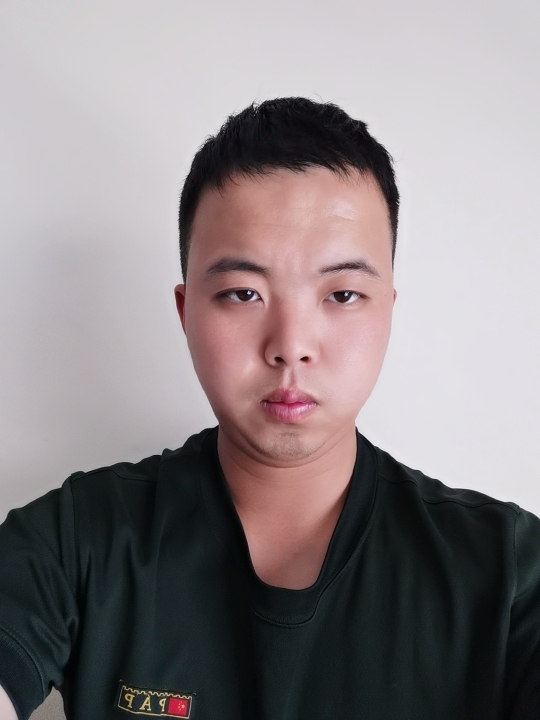 明月天涯的第一张照片--荆州相亲服务中心