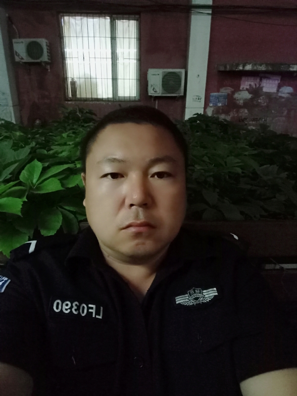 冯宇的第一张照片--荆州相亲服务中心