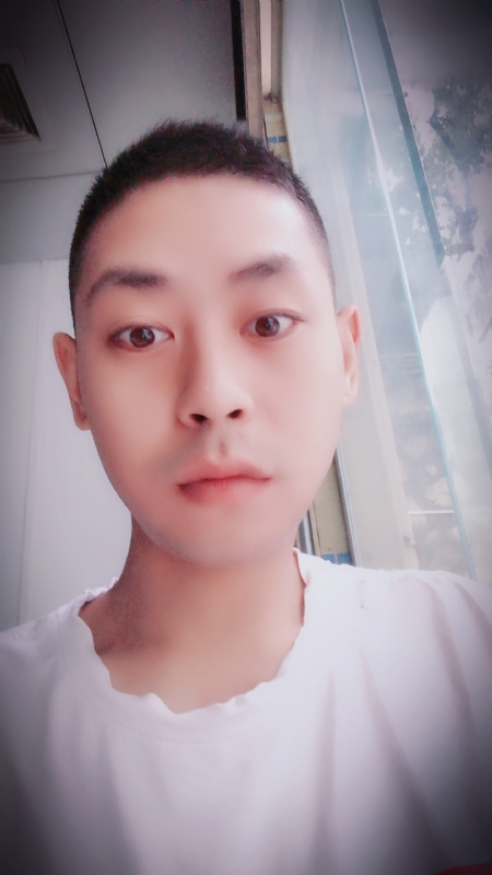 豆子的第二张照片--荆州相亲服务中心