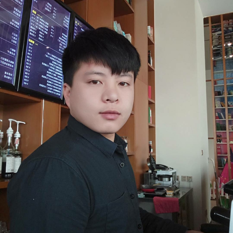 帅被人打的第一张照片--荆州相亲服务中心