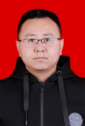 小熊维尼的第一张照片--荆州相亲服务中心