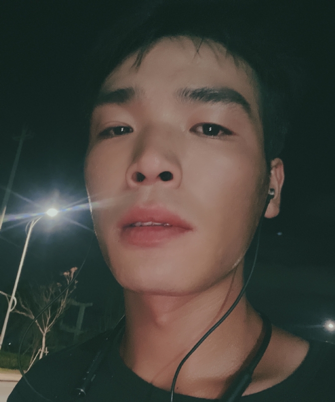 满船清梦压星河的第一张照片--荆州相亲服务中心