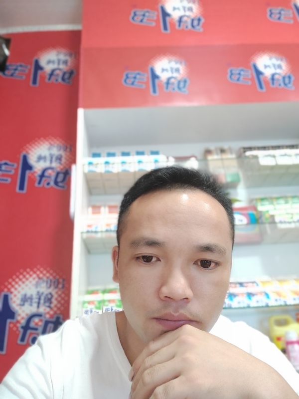 小老弟的第一张照片--荆州相亲服务中心