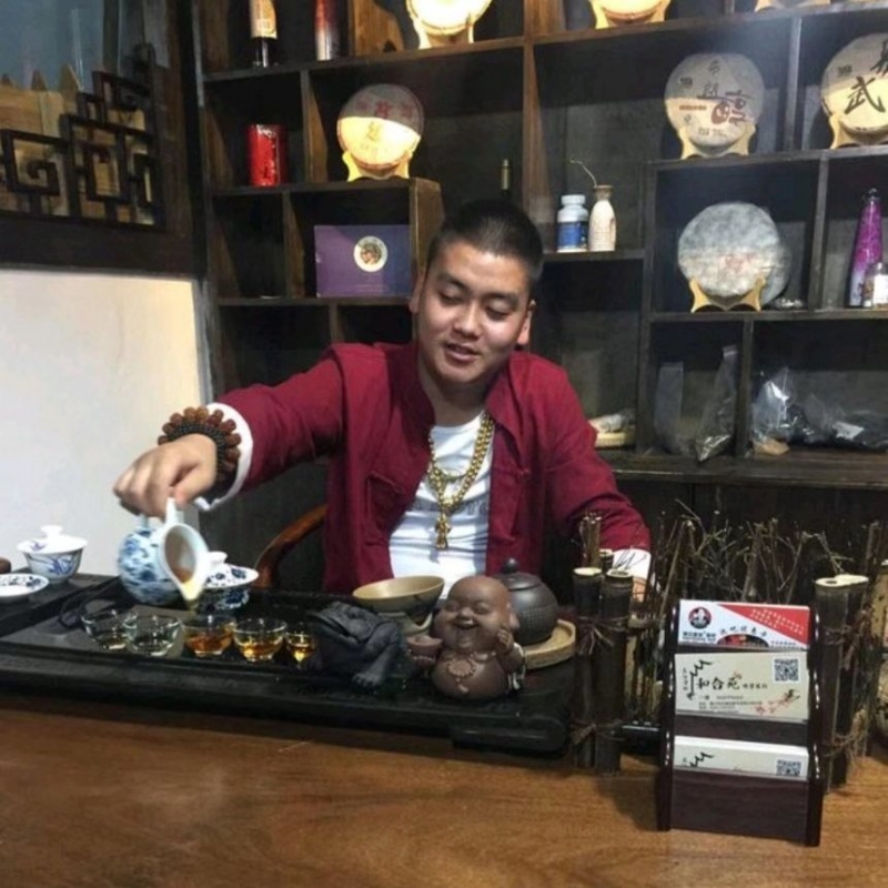 请叫我金爷的第一张照片--荆州相亲服务中心