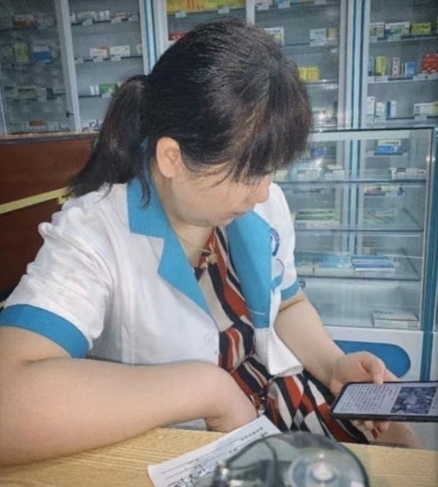 简单快乐的第一张照片--荆州相亲服务中心