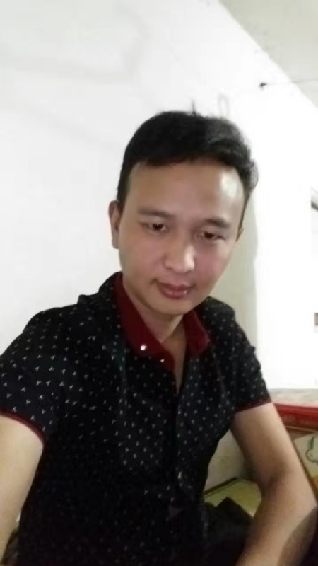 机械师的第一张照片--荆州相亲服务中心