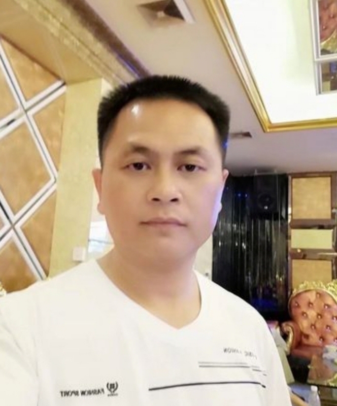 小梁的第二张照片--荆州相亲服务中心