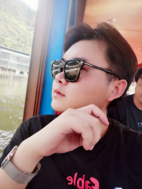 曲生的第三张照片--荆州相亲服务中心