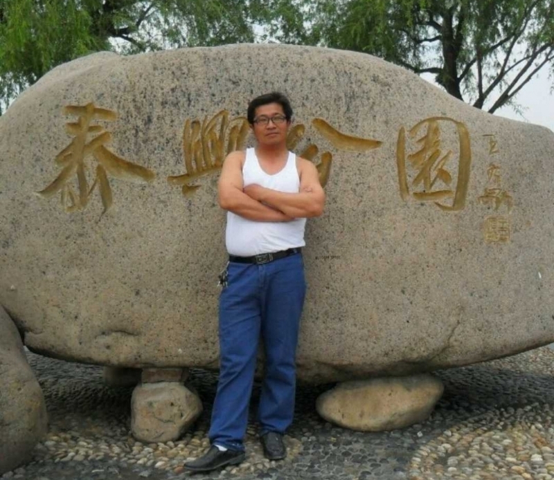 黑哥的第一张照片--荆州相亲服务中心