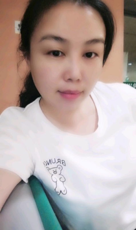 淡淡的云的第四张照片--荆州相亲服务中心