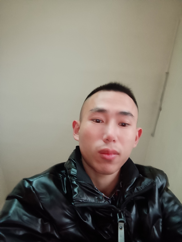 阿浩的第一张照片--荆州相亲服务中心