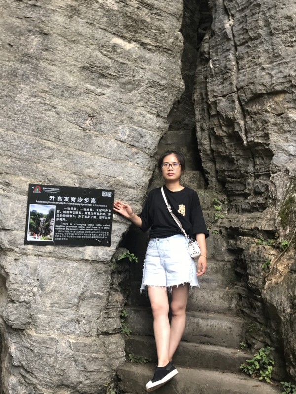 凭实力单身的第一张照片--荆州相亲服务中心