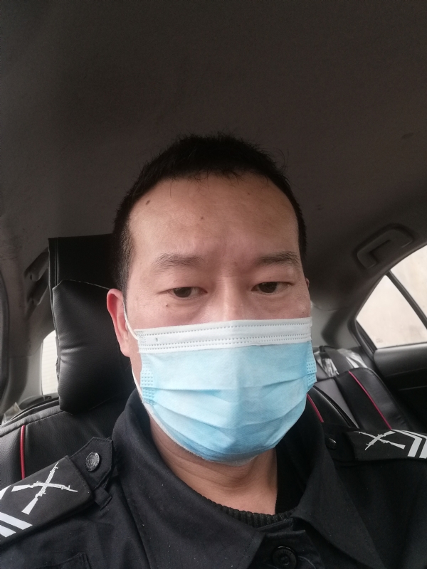 不会躲的刺猬的第一张照片--荆州相亲服务中心