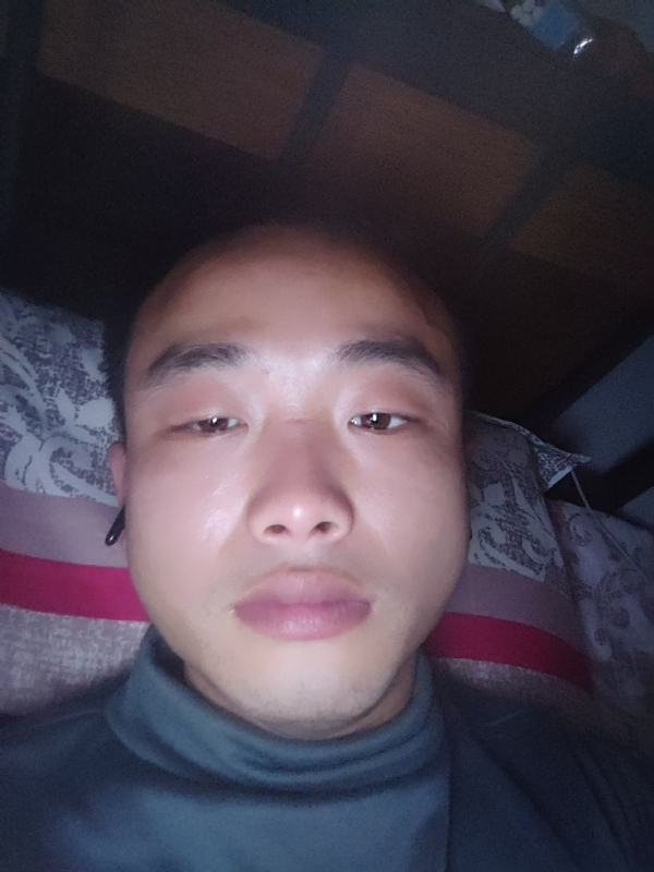 偏爱的第一张照片--荆州相亲服务中心