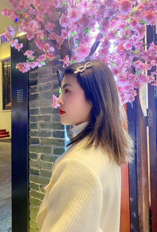 大眼妹的第一张照片--荆州相亲服务中心