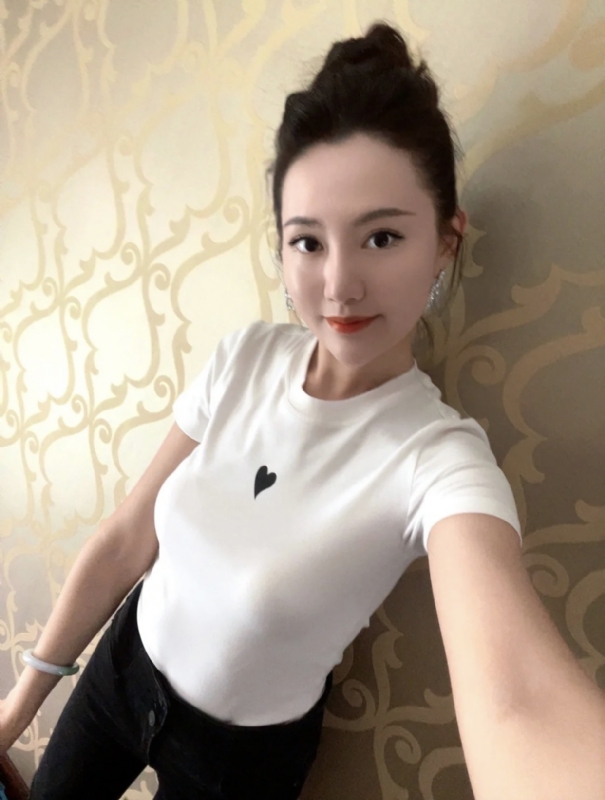雨熙的第一张照片--荆州相亲服务中心