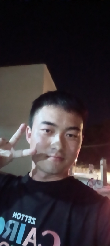 逆光的第一张照片--荆州相亲服务中心