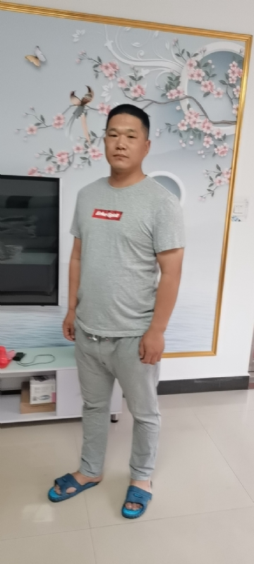 会飞的鱼的第二张照片--荆州相亲服务中心