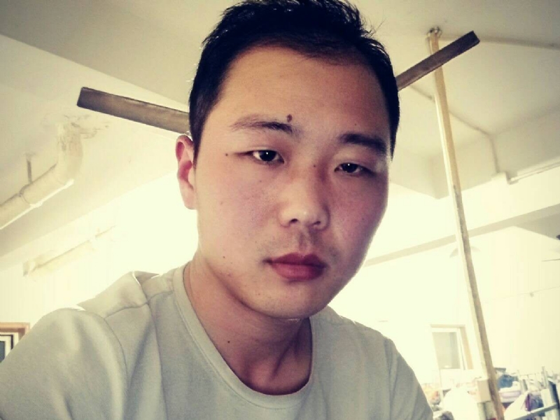 听听那冷雨的第一张照片--荆州相亲服务中心