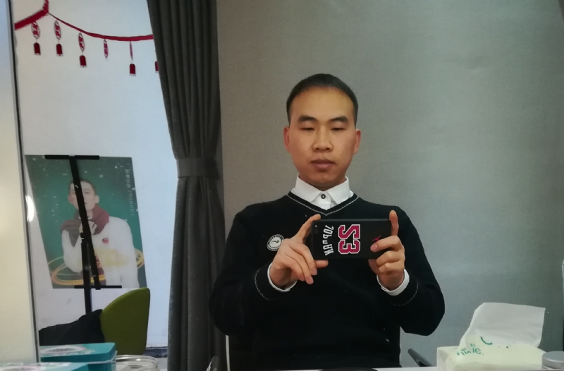 恬淡的第一张照片--荆州相亲服务中心