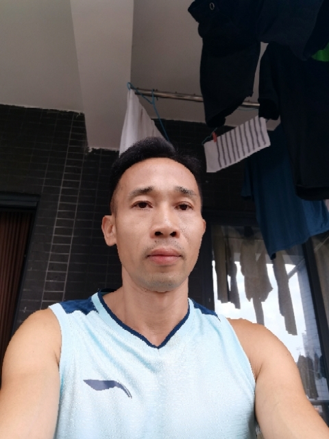凡人的第一张照片--荆州相亲服务中心