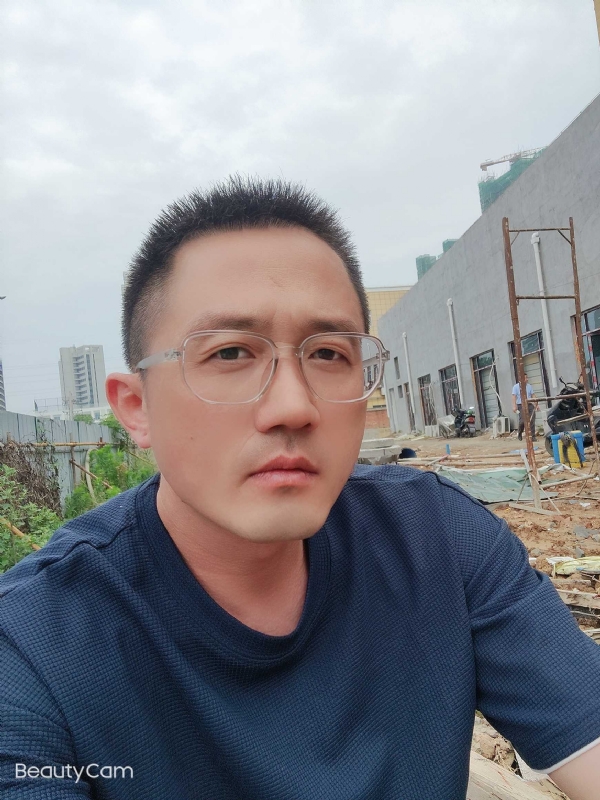 清风烈酒的第二张照片--荆州相亲服务中心