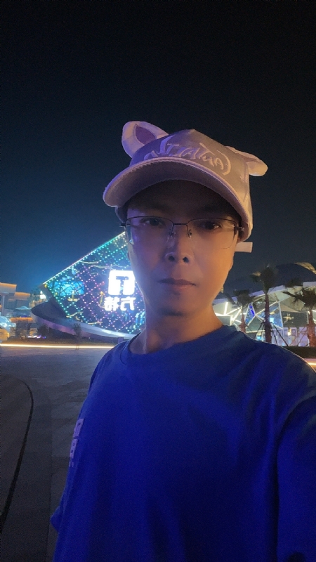 富贵使我们相遇的第一张照片--荆州相亲服务中心
